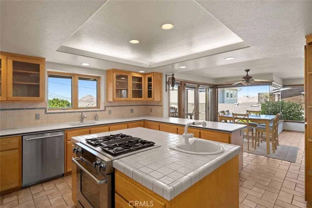 409 Tulare Avenue Morro Bay, CA 93442