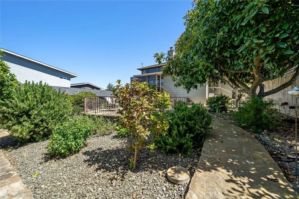 409 Tulare Avenue Morro Bay, CA 93442
