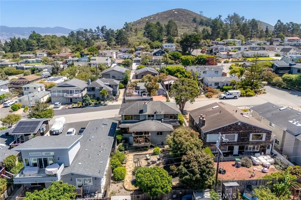 409 Tulare Avenue Morro Bay, CA 93442
