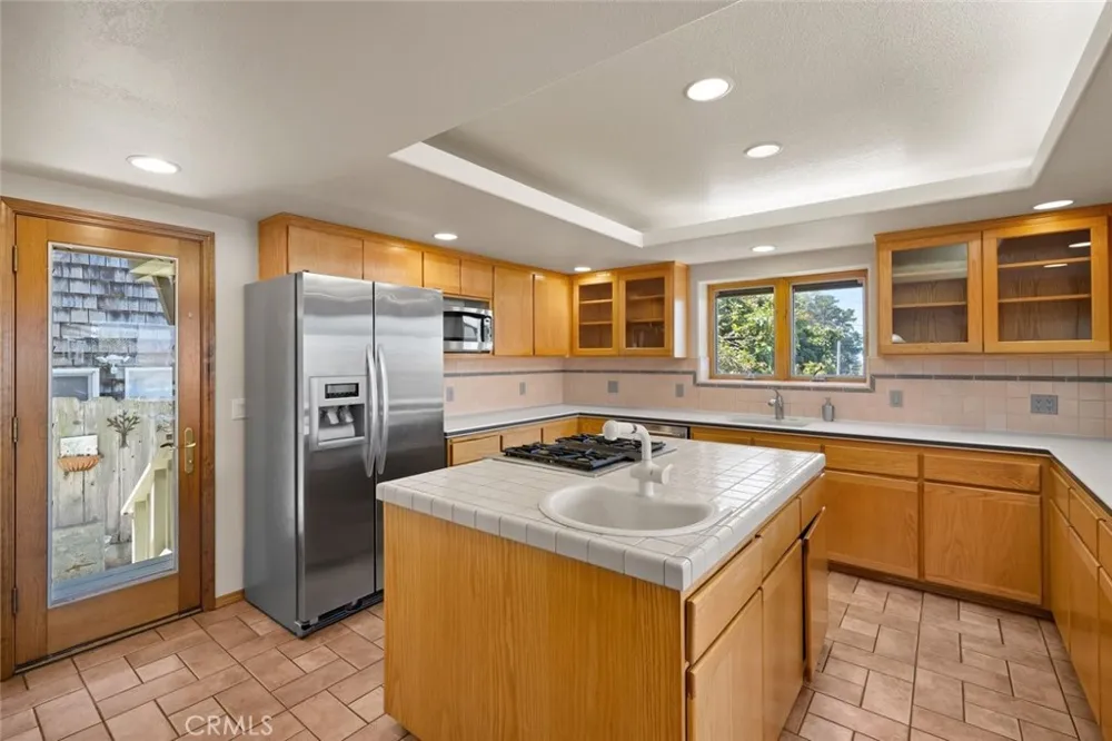 409 Tulare Avenue Morro Bay, CA 93442
