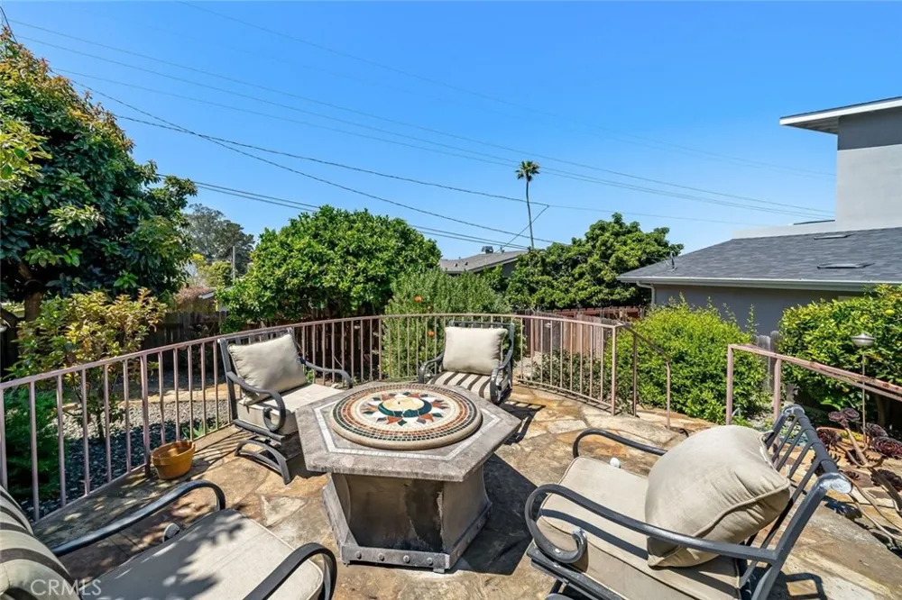409 Tulare Avenue Morro Bay, CA 93442