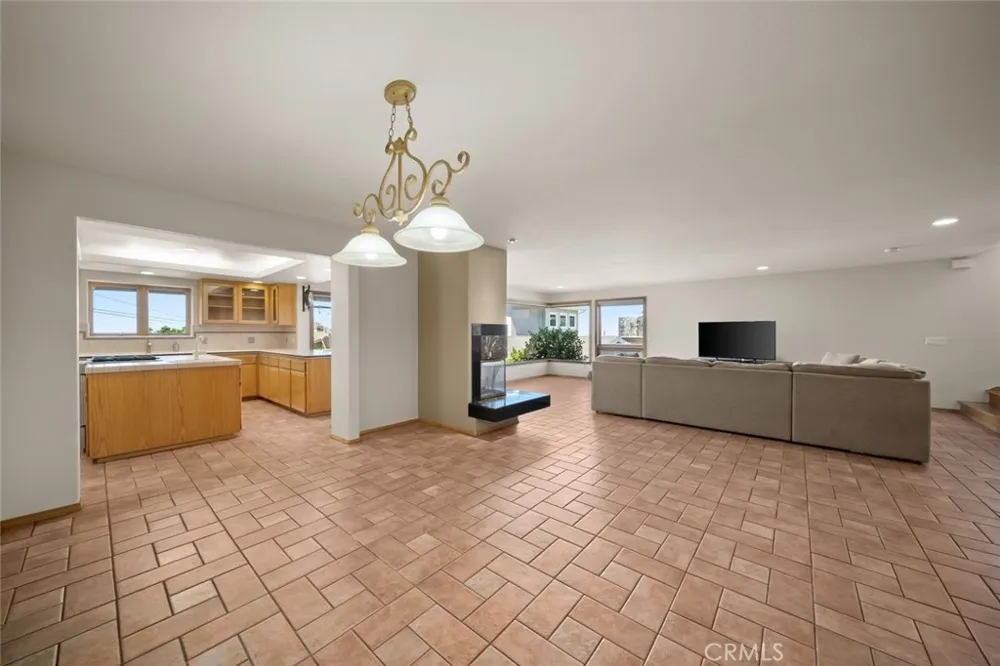 409 Tulare Avenue Morro Bay, CA 93442