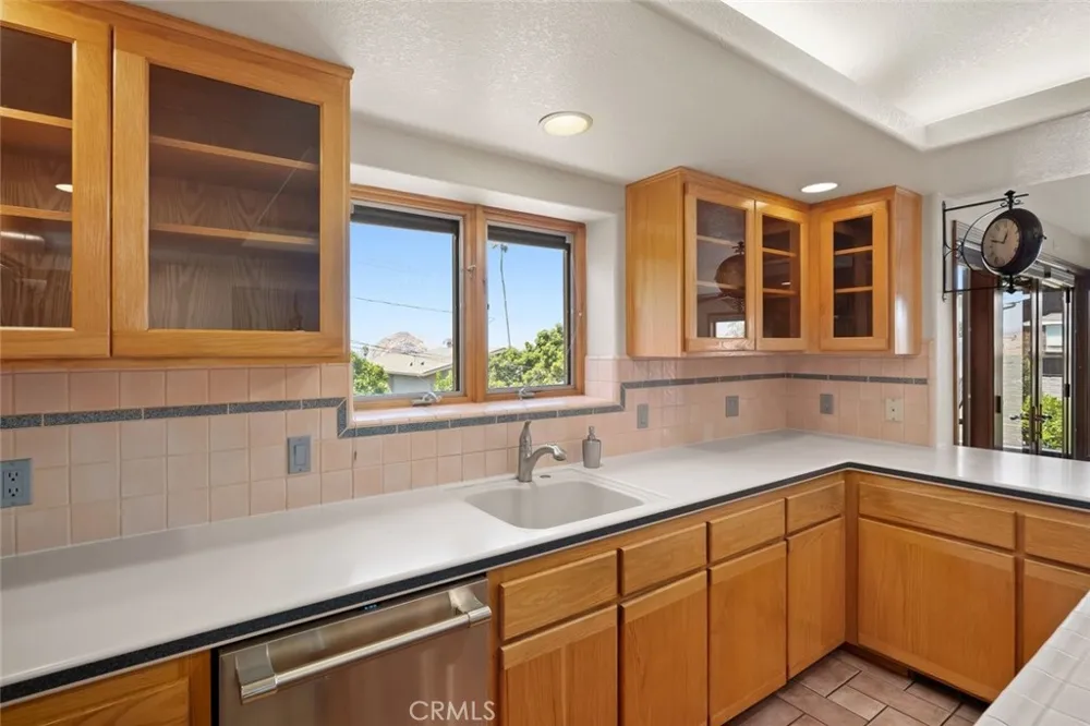 409 Tulare Avenue Morro Bay, CA 93442