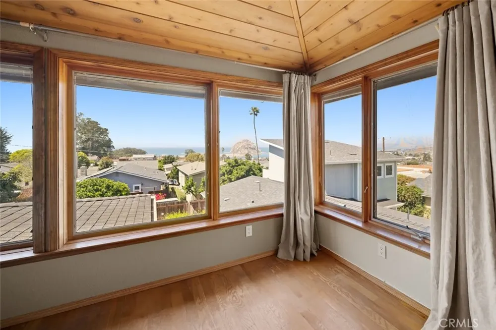409 Tulare Avenue Morro Bay, CA 93442