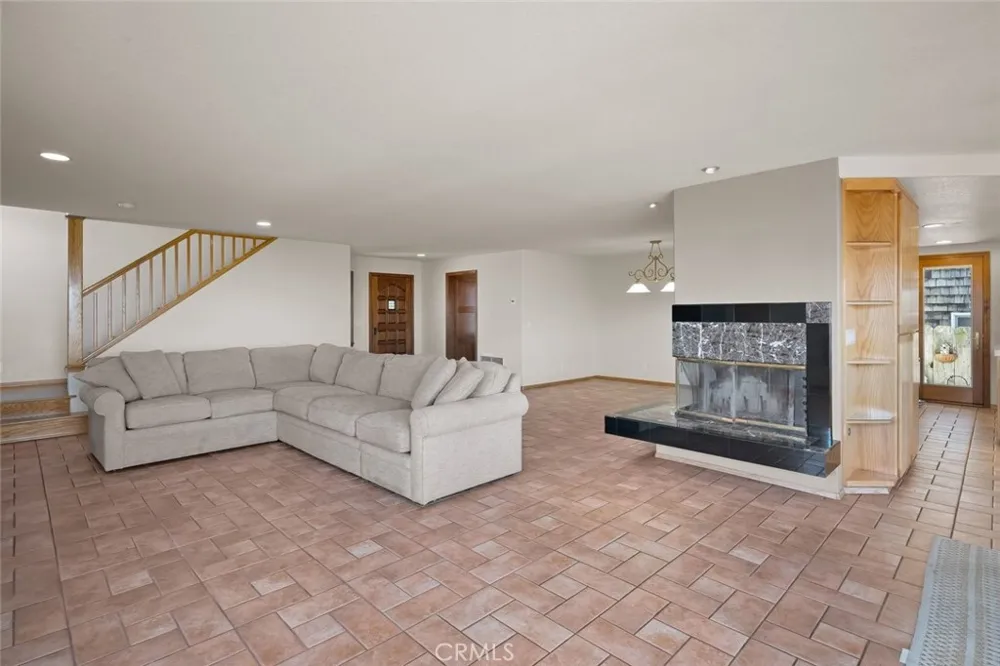 409 Tulare Avenue Morro Bay, CA 93442
