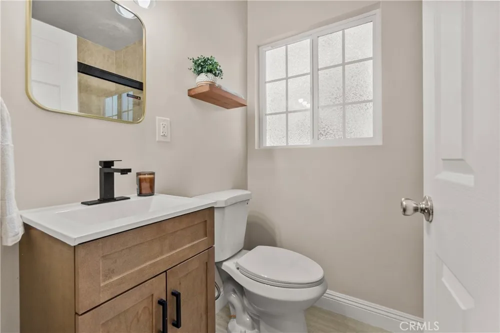 7732 Garden Grove Avenue Reseda, CA 91335