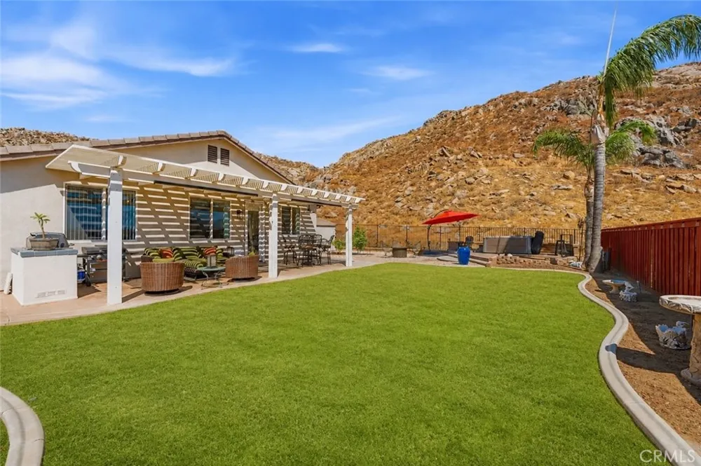200 Janzen Way Hemet, CA 92545