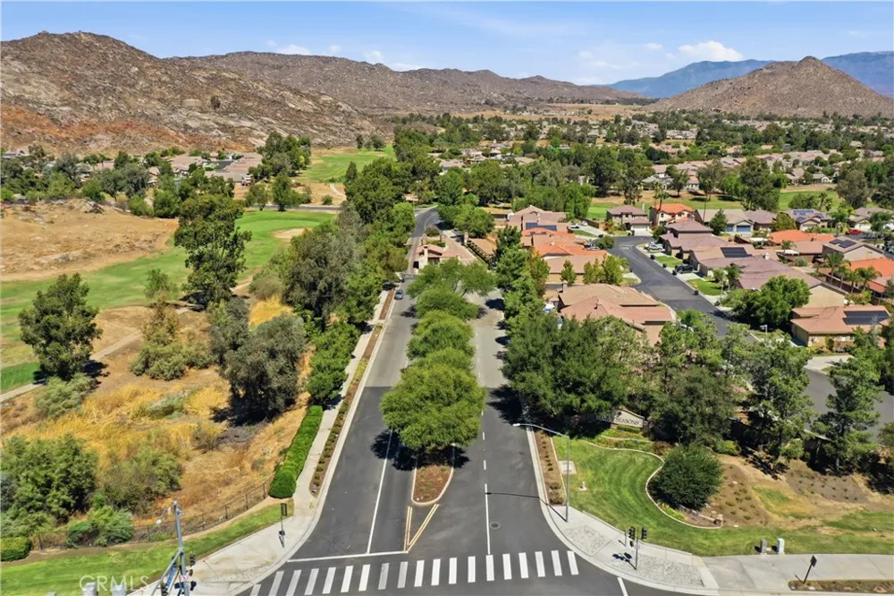 200 Janzen Way Hemet, CA 92545