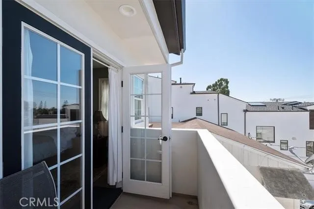 613 Poppy Avenue Newport Beach, CA 92625