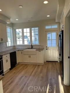 613 Poppy Avenue Newport Beach, CA 92625