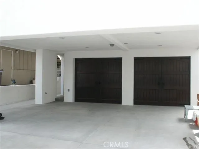 613 Poppy Avenue Newport Beach, CA 92625