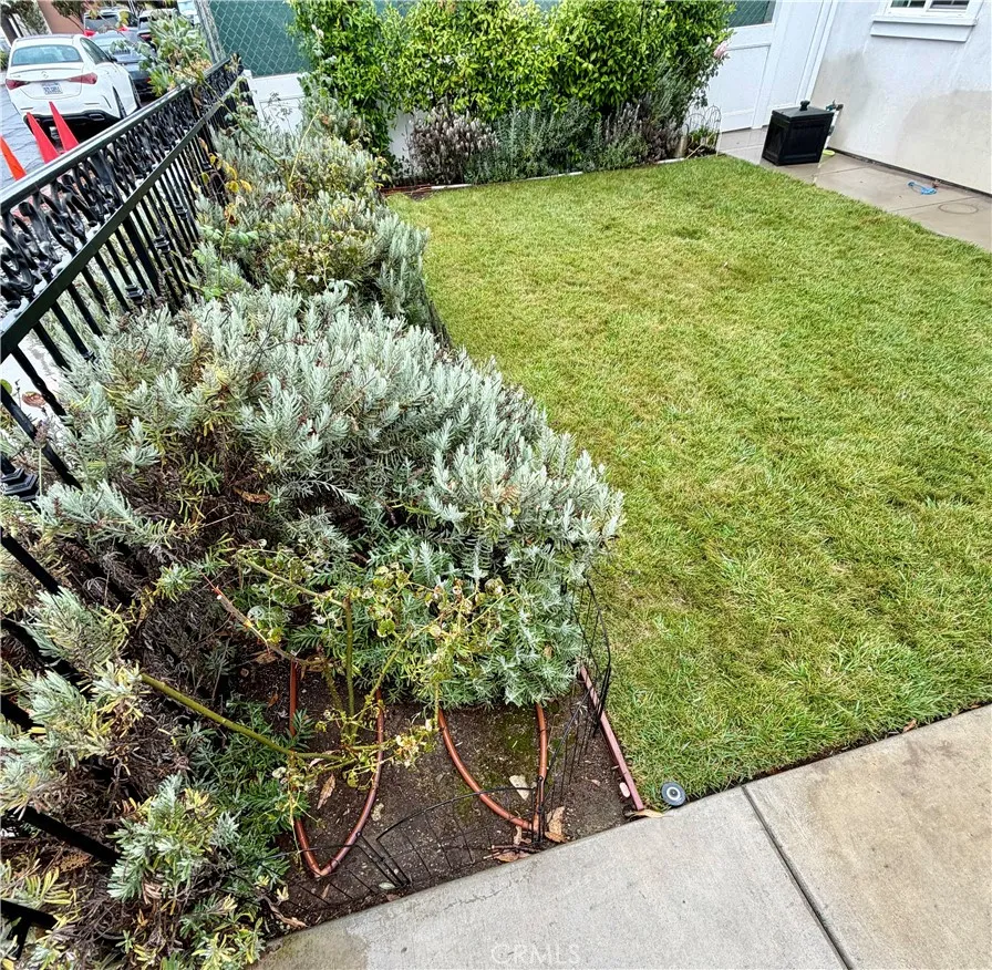 613 Poppy Avenue Newport Beach, CA 92625