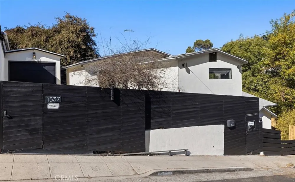 1537 Lakeshore Echo Park, CA 90026