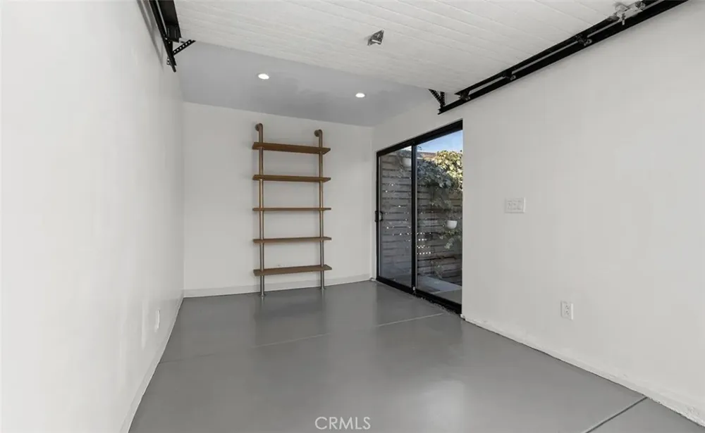 1537 Lakeshore Echo Park, CA 90026