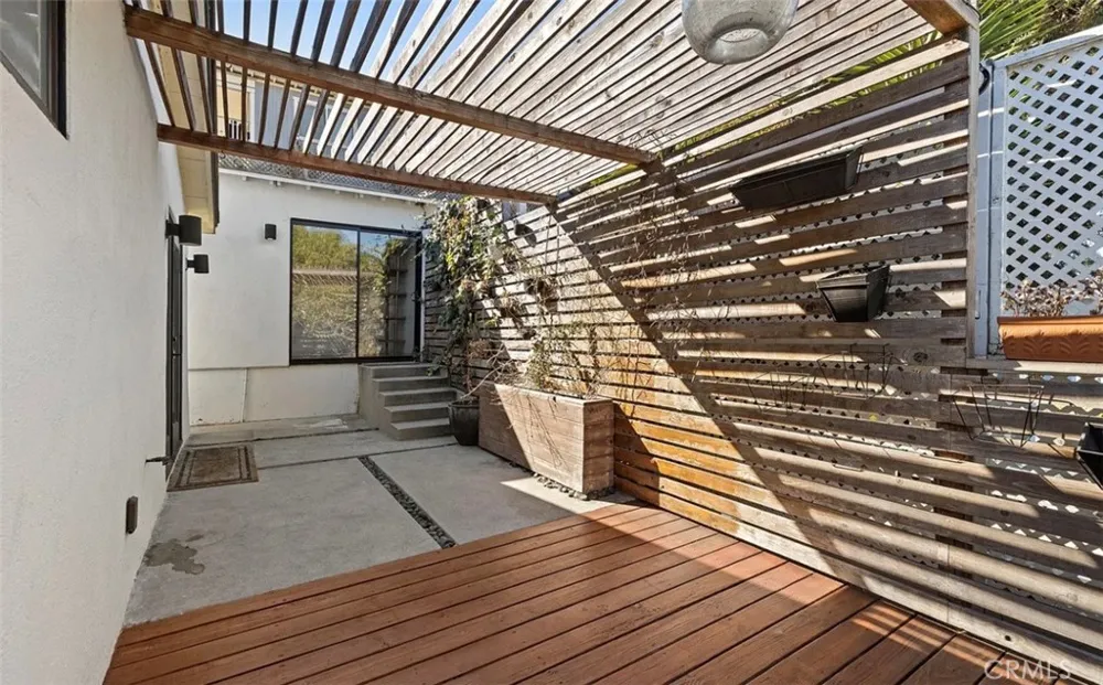 1537 Lakeshore Echo Park, CA 90026