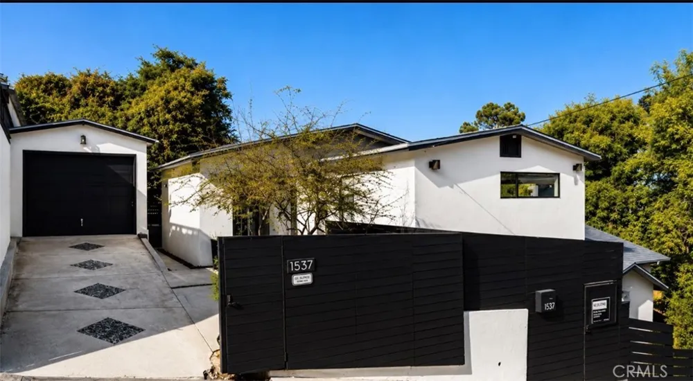 1537 Lakeshore Echo Park, CA 90026