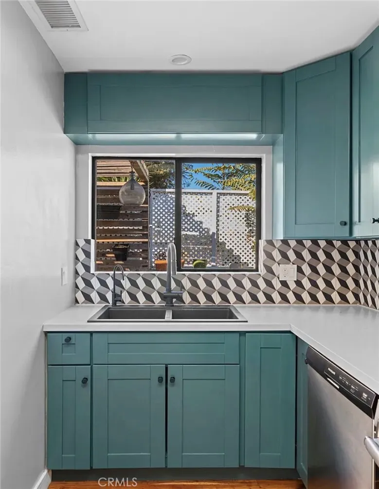 1537 Lakeshore Echo Park, CA 90026