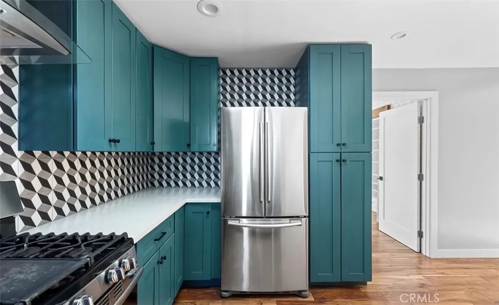 1537 Lakeshore Echo Park, CA 90026