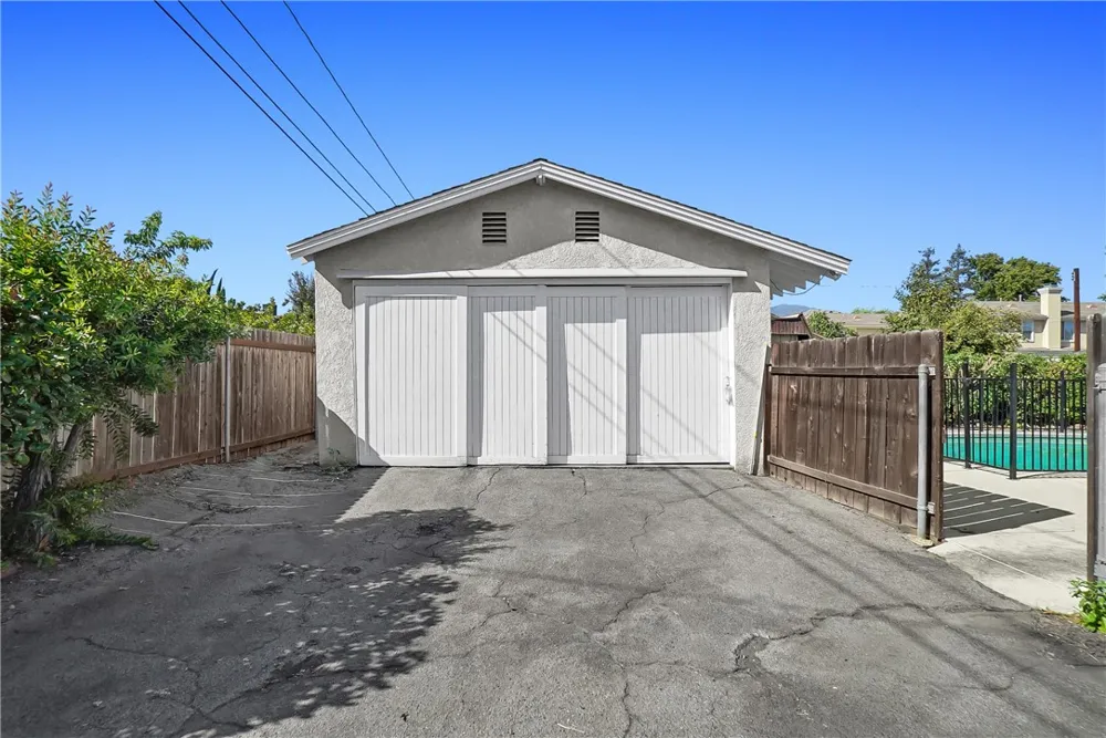 151 E Wistaria Arcadia, CA 91006