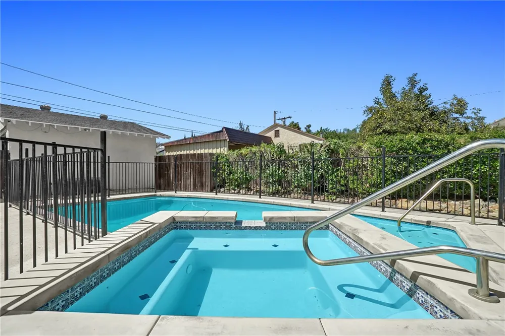 151 E Wistaria Arcadia, CA 91006