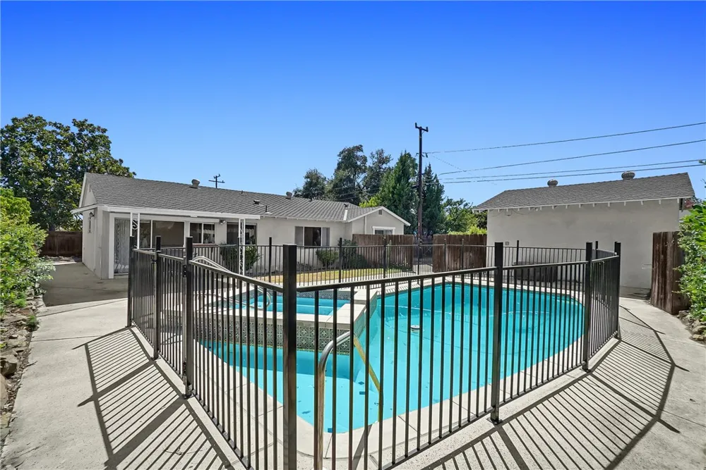 151 E Wistaria Arcadia, CA 91006