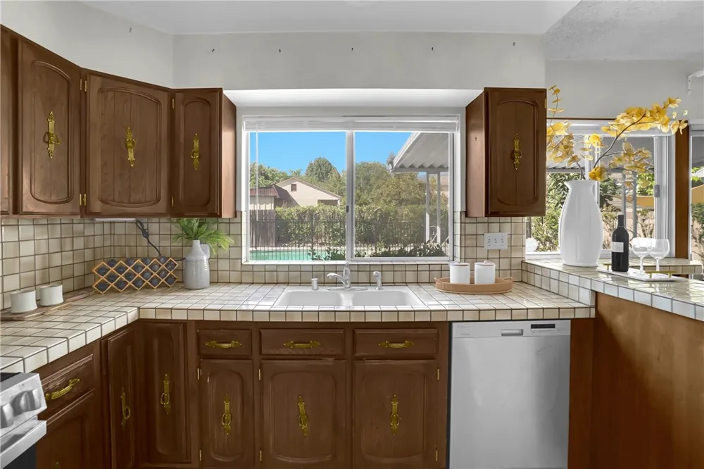 151 E Wistaria Arcadia, CA 91006