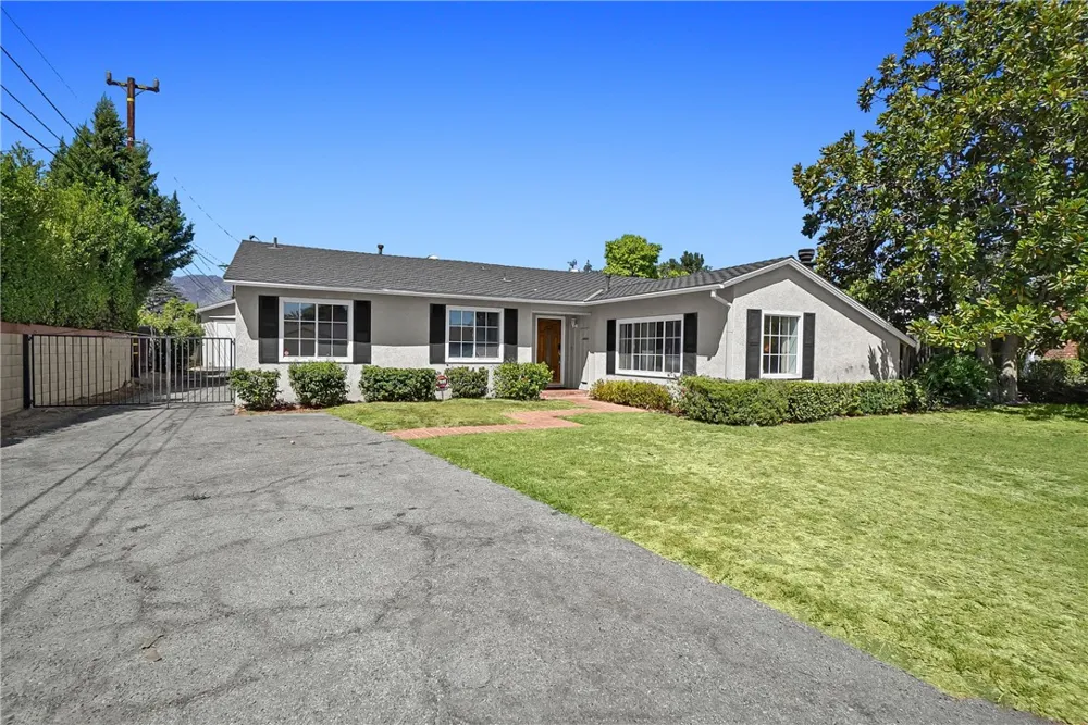 151 E Wistaria Arcadia, CA 91006