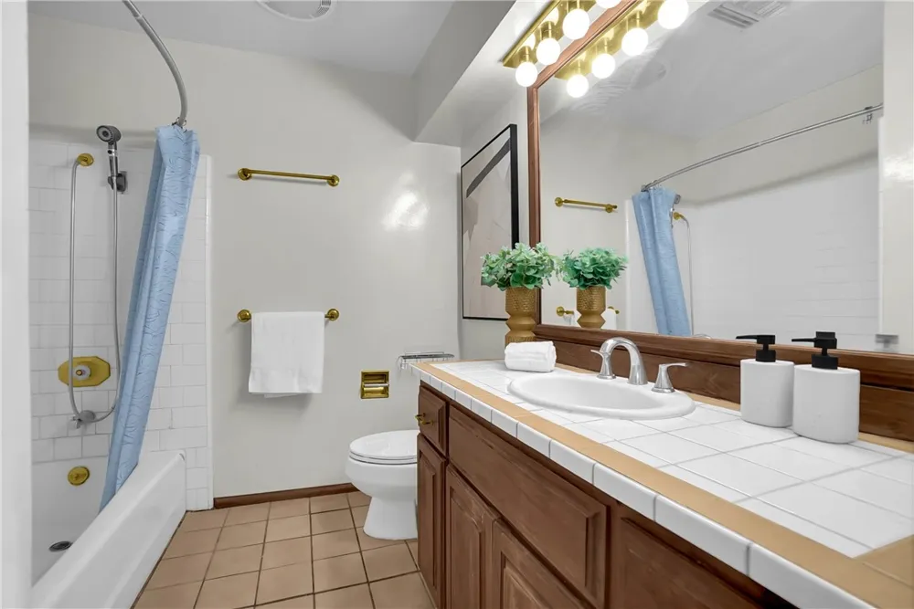 151 E Wistaria Arcadia, CA 91006