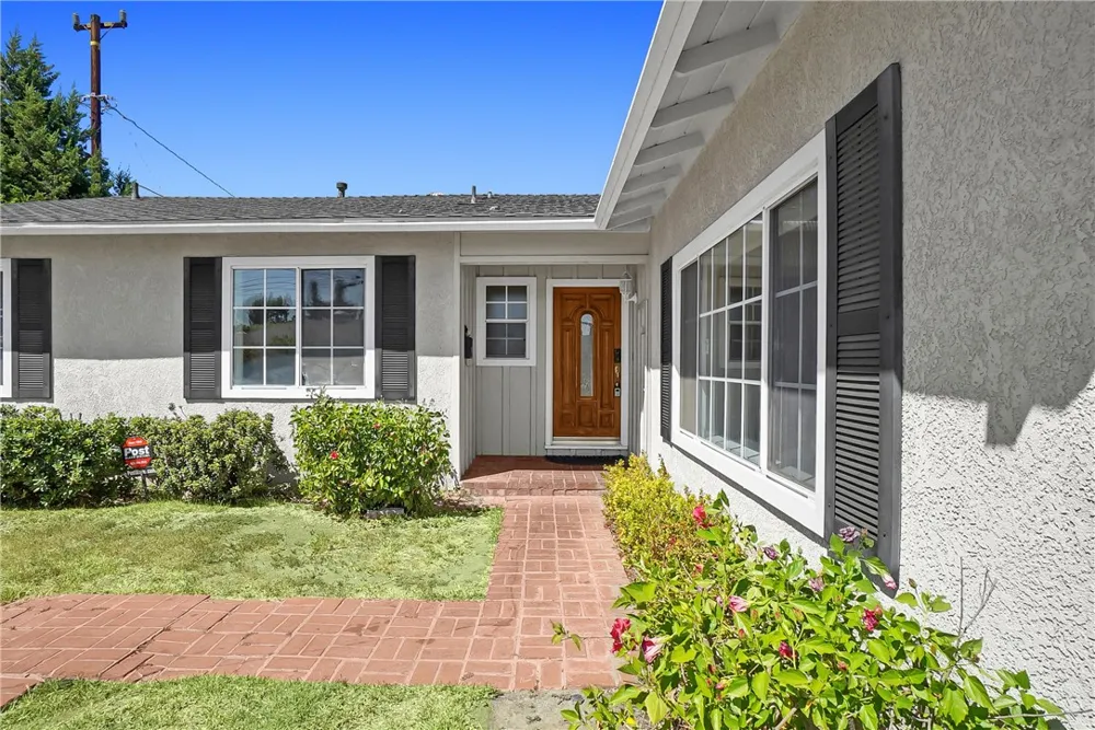 151 E Wistaria Arcadia, CA 91006