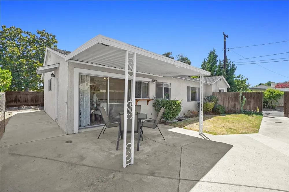 151 E Wistaria Arcadia, CA 91006