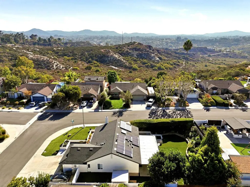 1651 Mapleleaf Encinitas, CA 92024