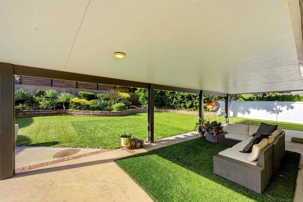 1651 Mapleleaf Encinitas, CA 92024