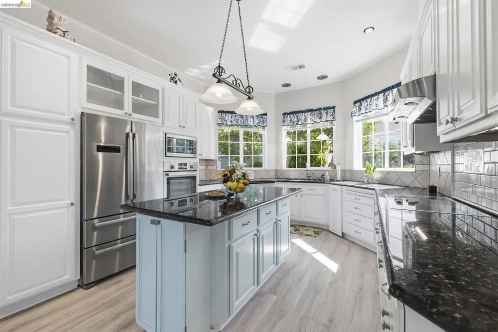 6242 Bluff View Road Copperopolis, CA 95228