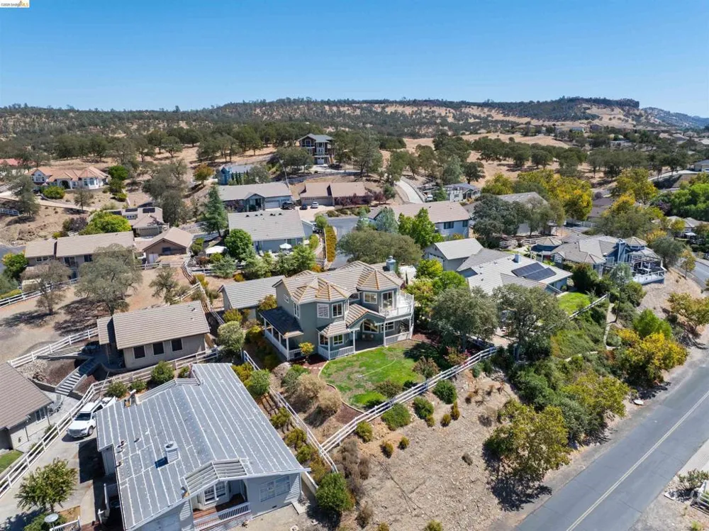 6242 Bluff View Road Copperopolis, CA 95228