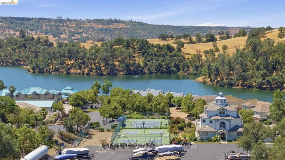 6242 Bluff View Road Copperopolis, CA 95228