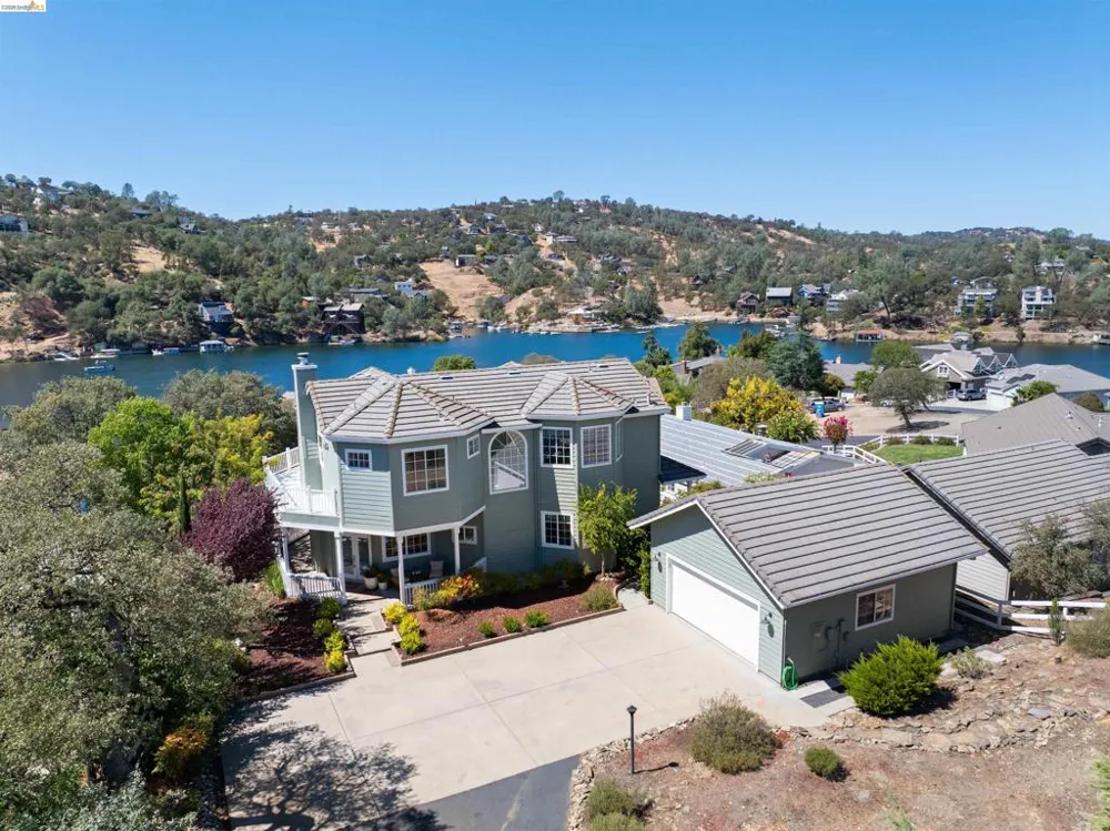 6242 Bluff View Road Copperopolis, CA 95228