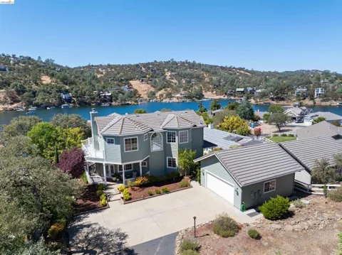 6242 Bluff View Road