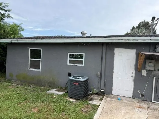 1219 Highland Road Lake Worth, FL 33462