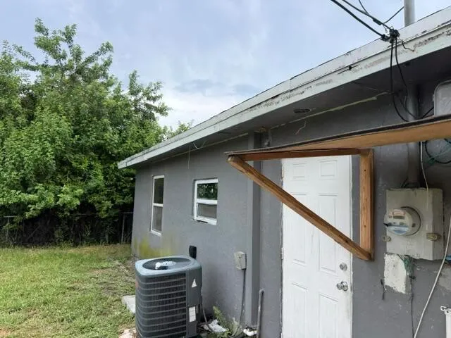 1219 Highland Road Lake Worth, FL 33462