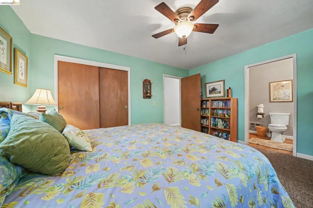718 Mauna Kea Dr Arnold, CA 95223
