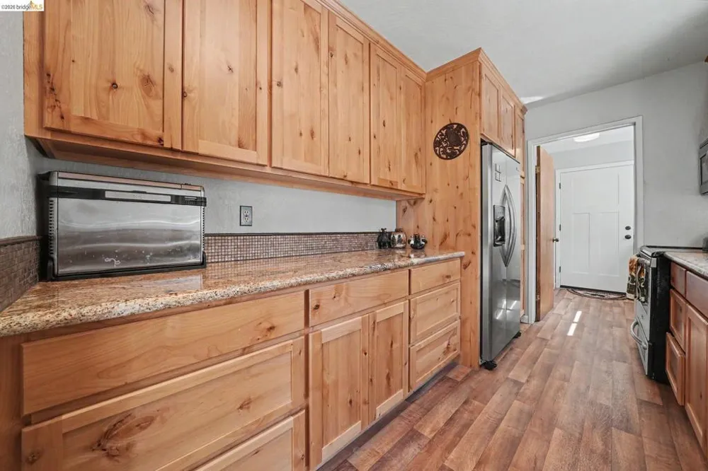 718 Mauna Kea Dr Arnold, CA 95223