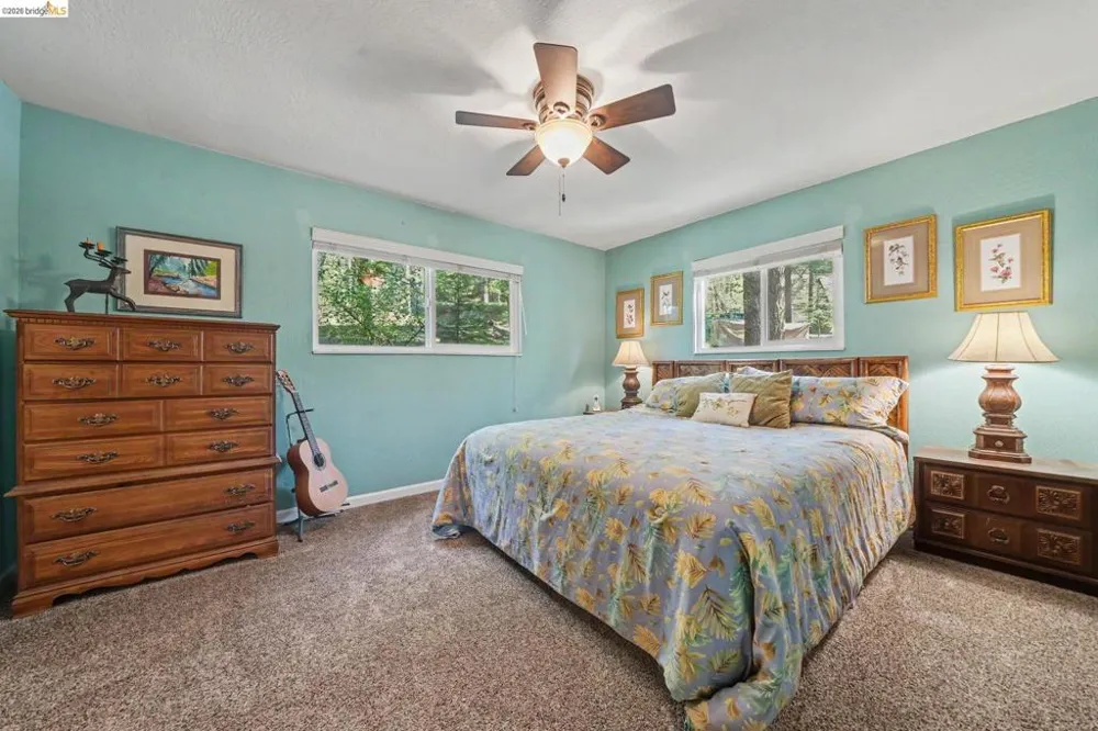 718 Mauna Kea Dr Arnold, CA 95223
