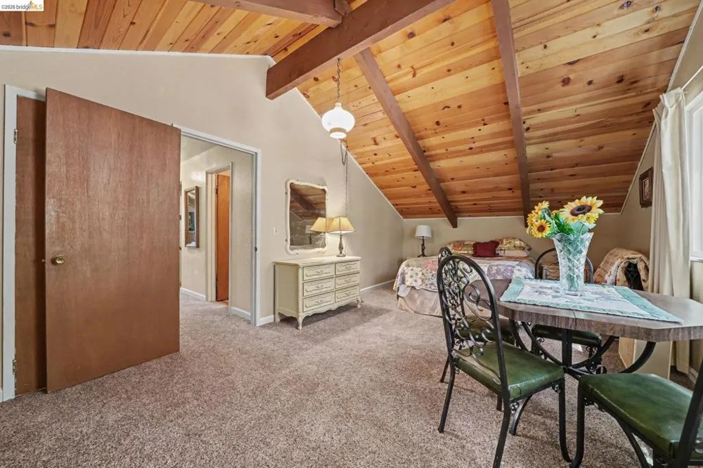 718 Mauna Kea Dr Arnold, CA 95223