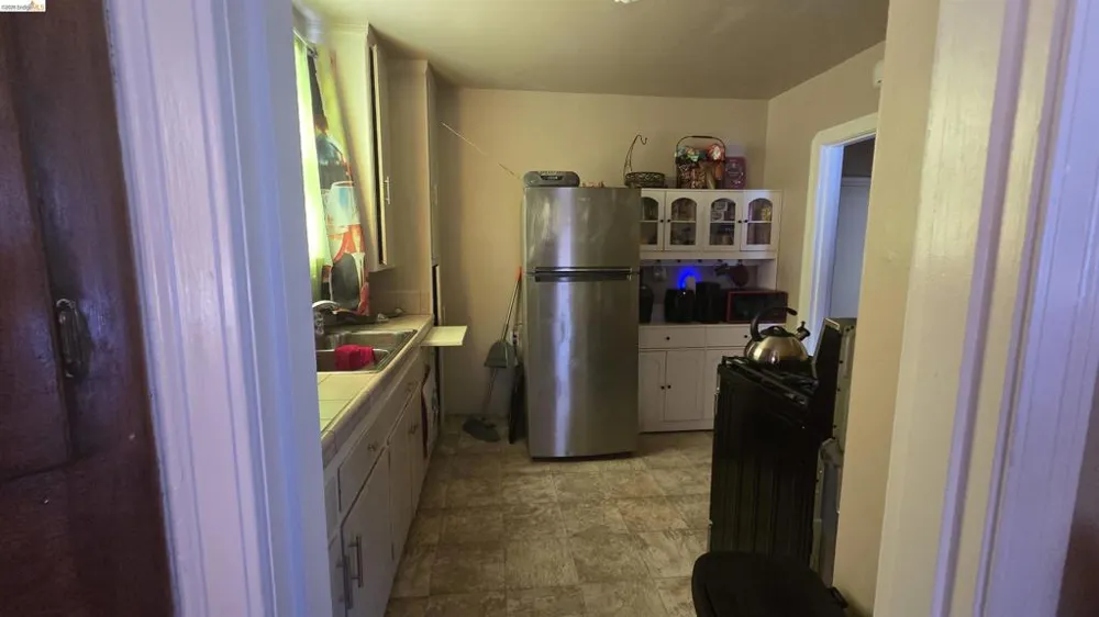 817 Alameda St Vallejo, CA 94590