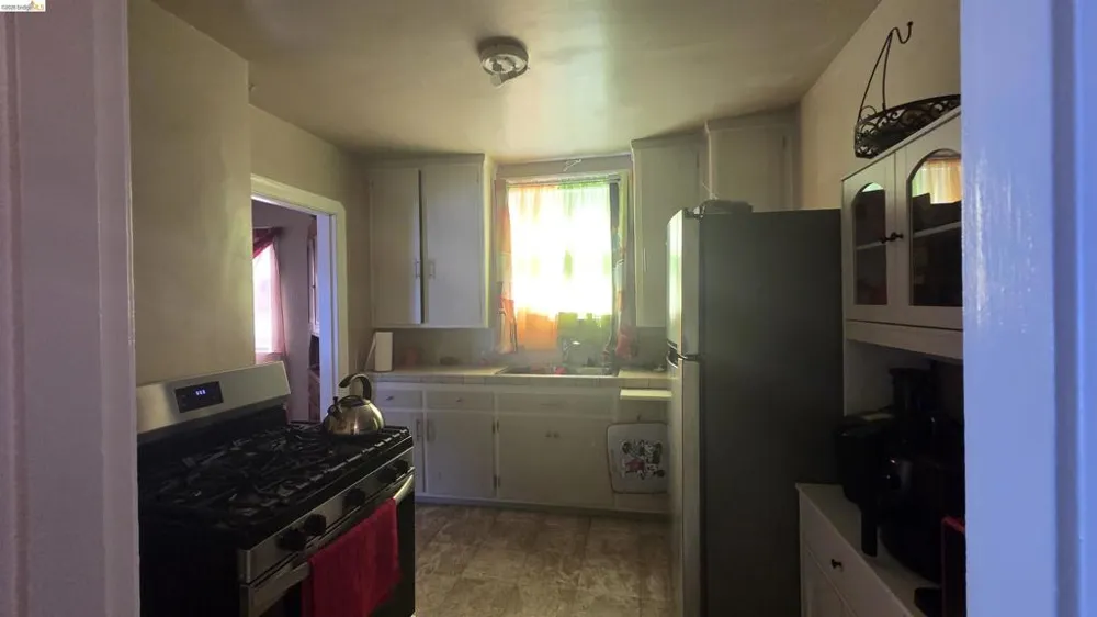 817 Alameda St Vallejo, CA 94590