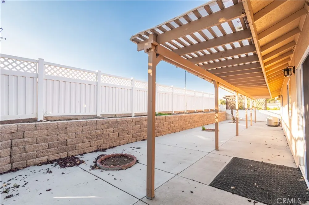 909 Saint Ann Paso Robles, CA 93446