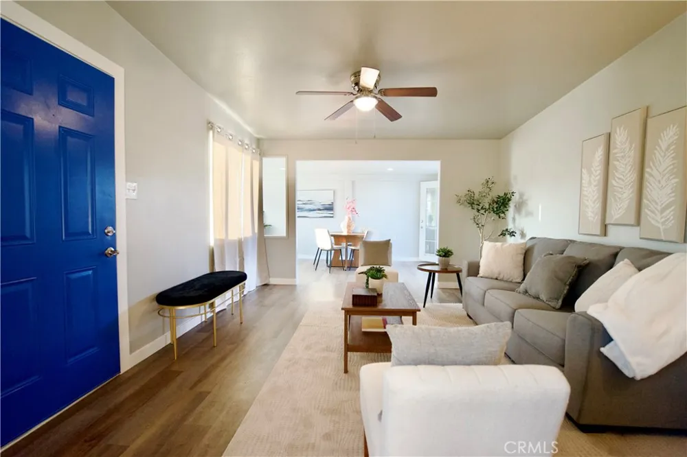 13425 Downey Ave Paramount, CA 90723