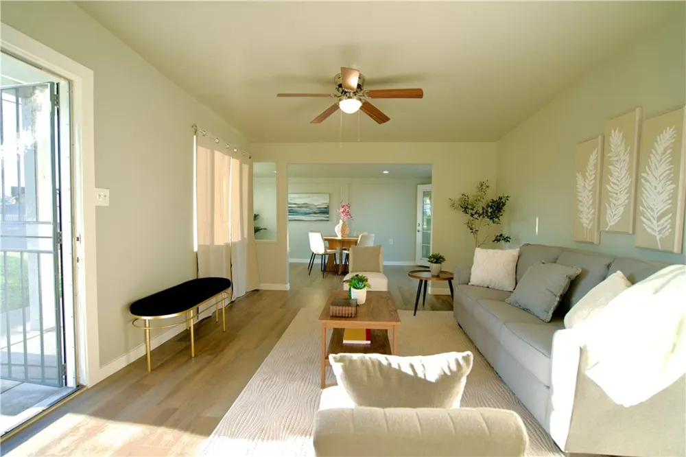 13425 Downey Ave Paramount, CA 90723
