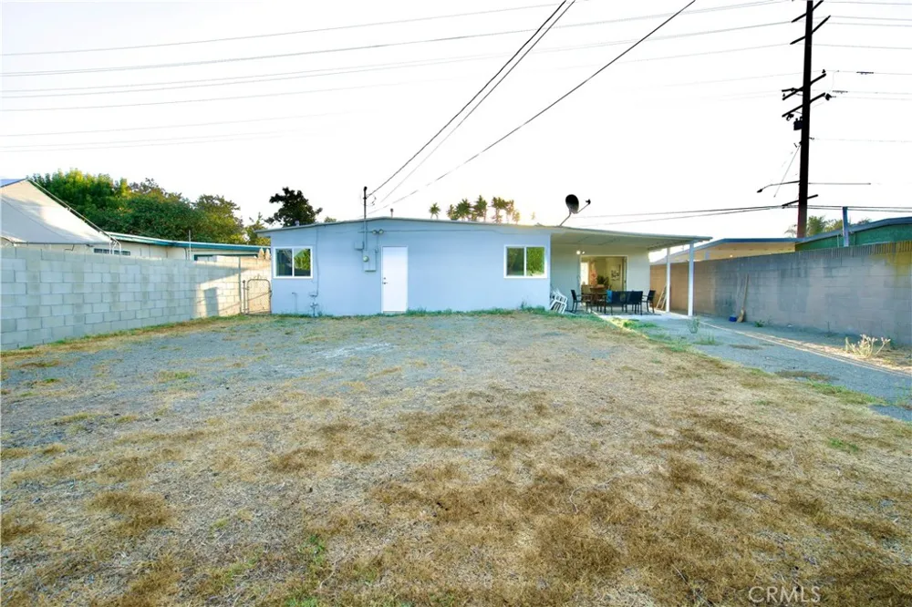 13425 Downey Ave Paramount, CA 90723