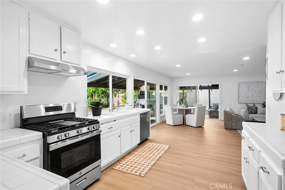 8715 Rogue River Avenue Fountain Valley, CA 92708